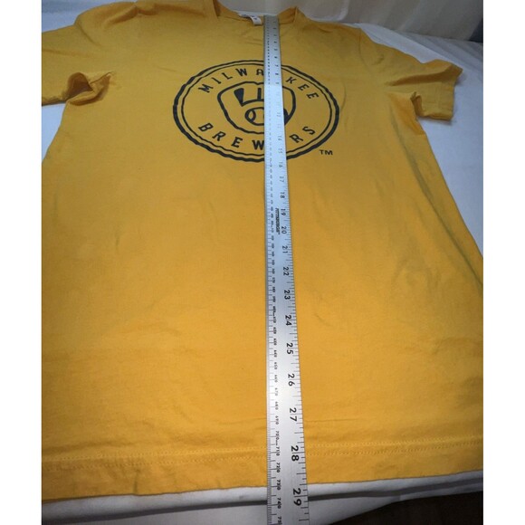 Milwaukee Brewers/Jim Beam T-shirt with retro Logo Size Large Yellow & Navy - Picture 5 of 7